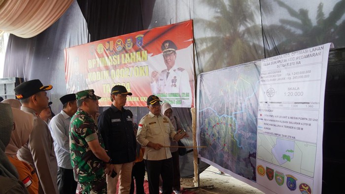 Rencana Pemkab OKI, Kementan dan TNI oprimasi lahan rawa jadi area sawah.