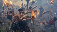 Tradisi perang api tersebut memiliki makna membersihkan diri dari unsur-unsur jahat dan menjauhkan malapetaka sebelum melakukan tapa brata penyepian.