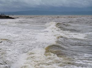 Gelombang Tinggi Berpotensi Terjadi di Perairan Selatan-Utara Jabar
