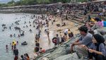 Wisata Pantai Kampung Nelayan Palu Ramai Jelang Ramadan