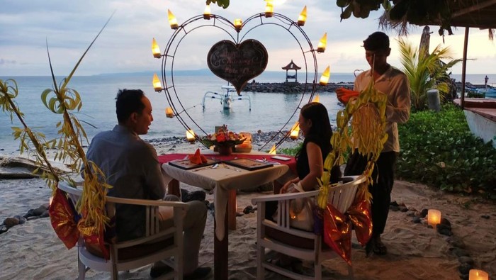 Wisatawan saat berkunjung ke salah satu hotel di Kabupaten Karangasem, Bali, beberapa waktu yang lalu. (istimewa)