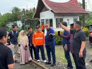Andre Rosiade Minta KAI Atasi Masalah Macet di Perlintasan KA Padang Pariaman