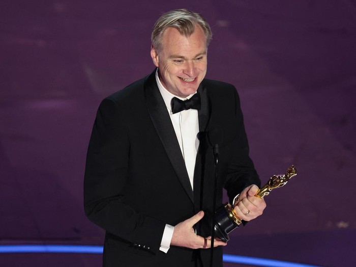 AWARDS-OSCARS/ Christopher Nolan Christopher Nolan wins the Oscar for Best Director for Oppenheimer during the Oscars show at the 96th Academy Awards in Hollywood, Los Angeles, California, U.S., March 10, 2024. REUTERS/Mike Blake