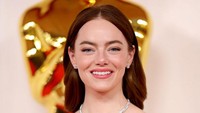 Proporsi bibir Emma Stone juga masuk kategori nyaris sempurna dengan skor 95,6 persen. (Foto: Mike Coppola/Getty Images)