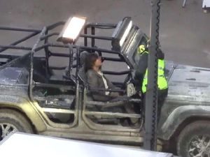 Bocoran Foto Tom Cruise di Mission: Impossible 8