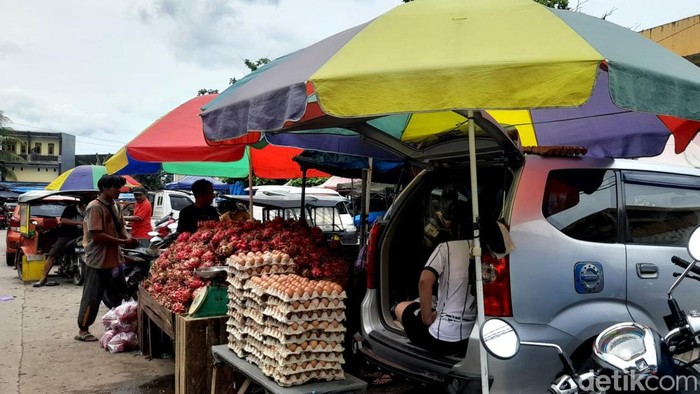 Harga bahan pokok jelang Ramadan di Pasar Minasa Maupa, Sungguminasa, Gowa,. Andi Audia Faiza Nazli Irfan/detikSulsel Harga bahan pokok jelang Ramadan di Pasar Minasa Maupa, Sungguminasa, Gowa,. Andi Audia Faiza Nazli Irfan/detikSulsel