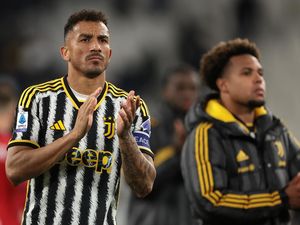 Danilo Tegur Agennya karena Kritik Juventus