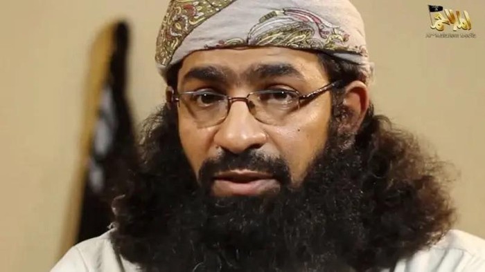 An image grab taken from a video released by Al-Malahem Media, the media arm of Al-Qaeda in the Arabian Peninsula (AQAP), shows Khalid Omar Batarfi (also known as Abu Meqdad al-Kindi) a spokesman for AQAP announcing in a video posted online on June 15, 2015, the death of its leader Nasir al-Wuhayshi in a US drone strike. (File photo: AFP)
