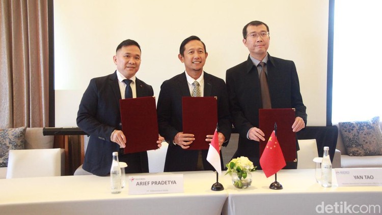 Montnets bersama Telkomsel dan Multitech Informedia melakukan penandatanganan MoU. TTD ini dalam rencana kerja membuka babak baru dalam ekspansi produk messaging generasi baru ke luar negeri.