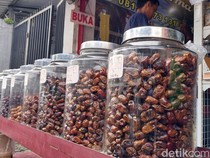 Penjualan Kurma di Kota Malang Meningkat Jelang Ramadan