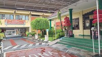 Suasana Polresta Denpasar saat Hari Raya Nyepi Senin (11/2/2024). Tidak terlihat adanya kegiatan, hanya sejumlah anggota polisi yang tengah berjaga.