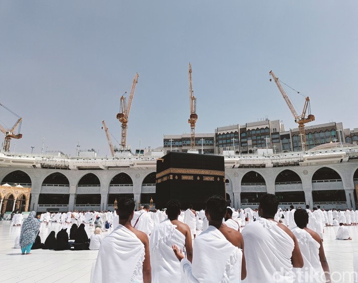 Puasa Ramadan Pertama di Makkah