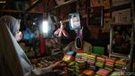 Ramainya Pasar Koja Baru Sehari Jelang Ramadan
