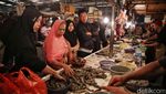 Ramainya Pasar Koja Baru Sehari Jelang Ramadan