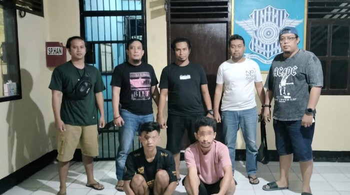 Resmob Polres Bone mengamankan dua pelaku curanmor.