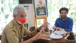 Reza Rahadian Ternyata Doyan Makan Mie Goreng dan Pecel Lele