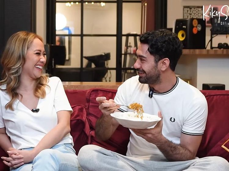 Reza Rahadian Ternyata Doyan Makan Mie Goreng dan Pecel Lele