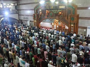 Jadwal Sholat Kota Bandung Hari Ini, Senin 9 Desember 2024