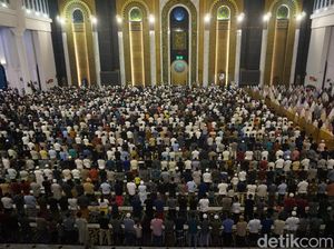 Hukum Salat Tarawih: Dalil, Keutamaan, dan Tata Cara