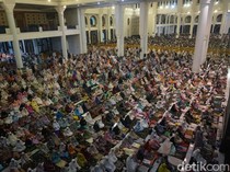 Kisah Pelaksanaan Salat Tarawih Pertama Era Rasulullah dan Sahabat