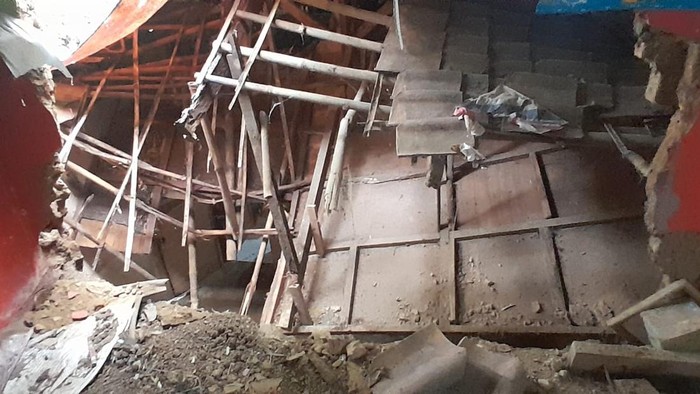 Tembok rumah warga di Katulampa, Bogor ambruk. Foto: dok. BPBD Kota Bogor