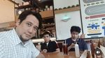 Tengku Firmansyah dan Cindy Fatikasari Kompak Makan Kue hingga Durian