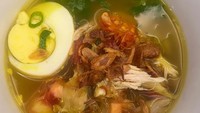 Prilly Latuconsina sahur dengan soto ayam nih detikers. Foto: instagram Prilly Latuconsina.