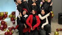 Gen Halilintar menjadi keluarga selebriti yang paling heboh, karena terdiri atas 11 anak, termasuk Atta Halilintar di dalamnya. Potret kebersamaan mereka sering diunggah ke akun Instagram @genhalilintar. Foto: Instagram @genhalilintar