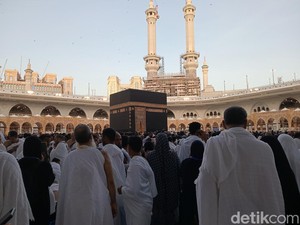 3 Kisah Perjuangan Jemaah Haji, Nabung Puluhan Tahun demi ke Tanah Suci