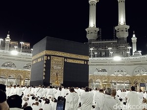Umrah Mandiri Kini Legal di RI, Biro Travel Umrah Waswas Gulung Tikar