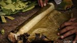 Melihat Pembuatan Lemang yang Jadi Primadona Saat Ramadan