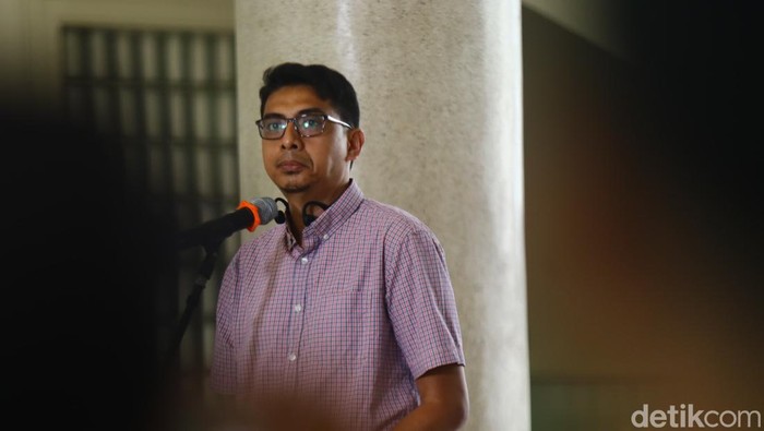 Pakar hukum tata negara UGM, Zaenal Arifin Mochtar atau biasa disapa Uceng.