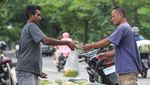 Pedagang Timun Suri Musiman Bermunculan Saat Ramadan