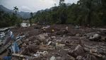 Pencarian Korban Banjir-Longsor Sumbar Terus Dilakukan