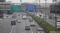 Diketahui, pemerintah telah menetapkan melalui Surat Keputusan Bersama (SKB) 3 Menteri tentang Hari Libur Nasional dan Cuti Bersama 2024. Hari ini, 12 Maret 2024 adalah tanggal merah cuti bersama Hari Suci Nyepi Tahun Baru Saka 1946.