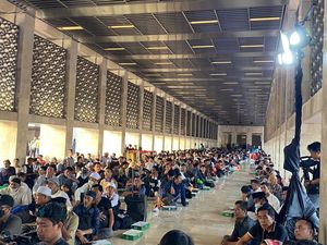 Suasana Buka Bersama Perdana di Istiqlal, Atase Kedubes Arab Saudi Hadir