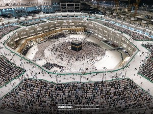 Padat dan Khusyuk, Begini Suasana Buka Puasa hingga Tarawih di Masjidil Haram
