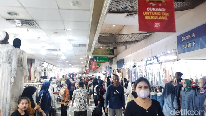 Suasana Pasar Tanah Abang, Jakarta (Annisa Aulia Rahim/detikcom)