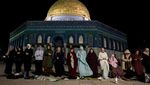 Suasana Salat Tarawih Masjid Al-Aqsa di Tengah Pembatasan Israel