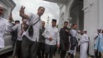 Anies dan Ribuan Orang Melayat Habib Hasan Bin Jafar Assegaf