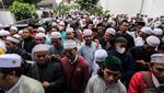 Anies dan Ribuan Orang Melayat Habib Hasan Bin Jafar Assegaf
