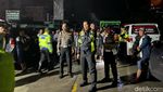 Potret Kemacetan Kendaraan Imbas Banjir di Perbatasan Bangkalan-Sampang