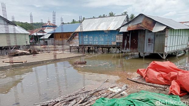 Banjir rob di Bima, NTB.