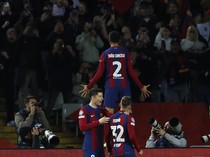 Tak Jelas Nasib Joao Cancelo di Barcelona