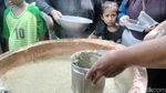 Berburu Bubur Muhdhor Saat Ramadan di Tuban