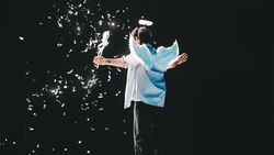 Lihat Lagi Lesung Pipi Chanyeol EXO Pas Mampir ke ICE BSD Yuk!