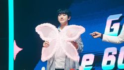 Lihat Lagi Lesung Pipi Chanyeol EXO Pas Mampir ke ICE BSD Yuk! Lihat Lagi Lesung Pipi Chanyeol EXO Pas Mampir ke ICE BSD Yuk!
