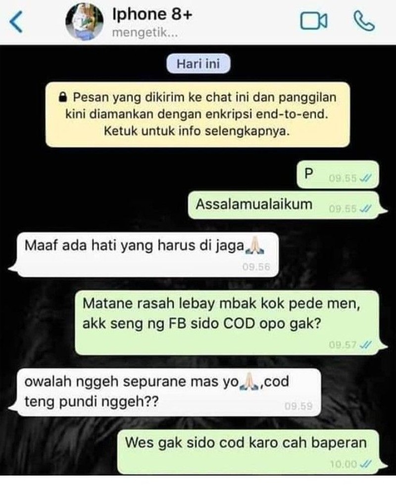 Chat nggak jelas ini benar-benar menguji kesabaran. Pede boleh, kepedean jangan.