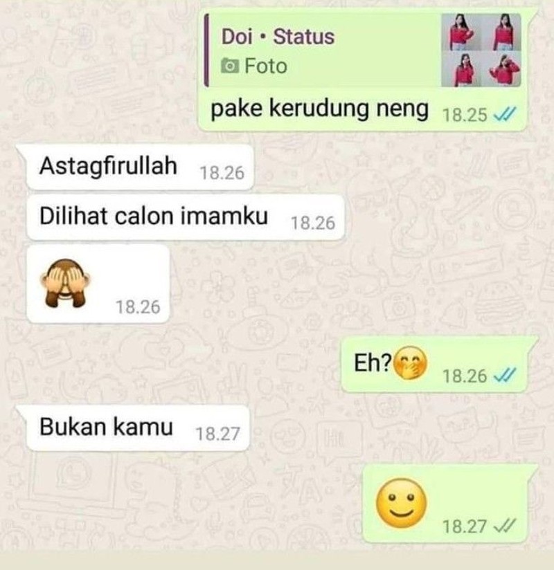 Chat nggak jelas ini benar-benar menguji kesabaran. Pede boleh, kepedean jangan.