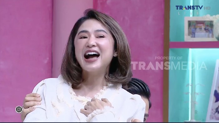 Dewi Perssik